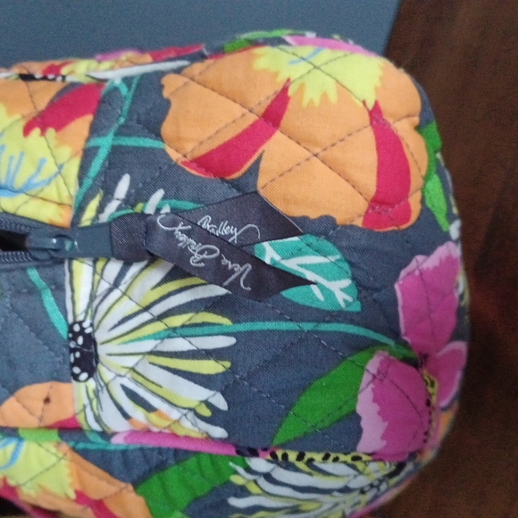 Vera Bradley cosmetic bag - Picture 16 of 16